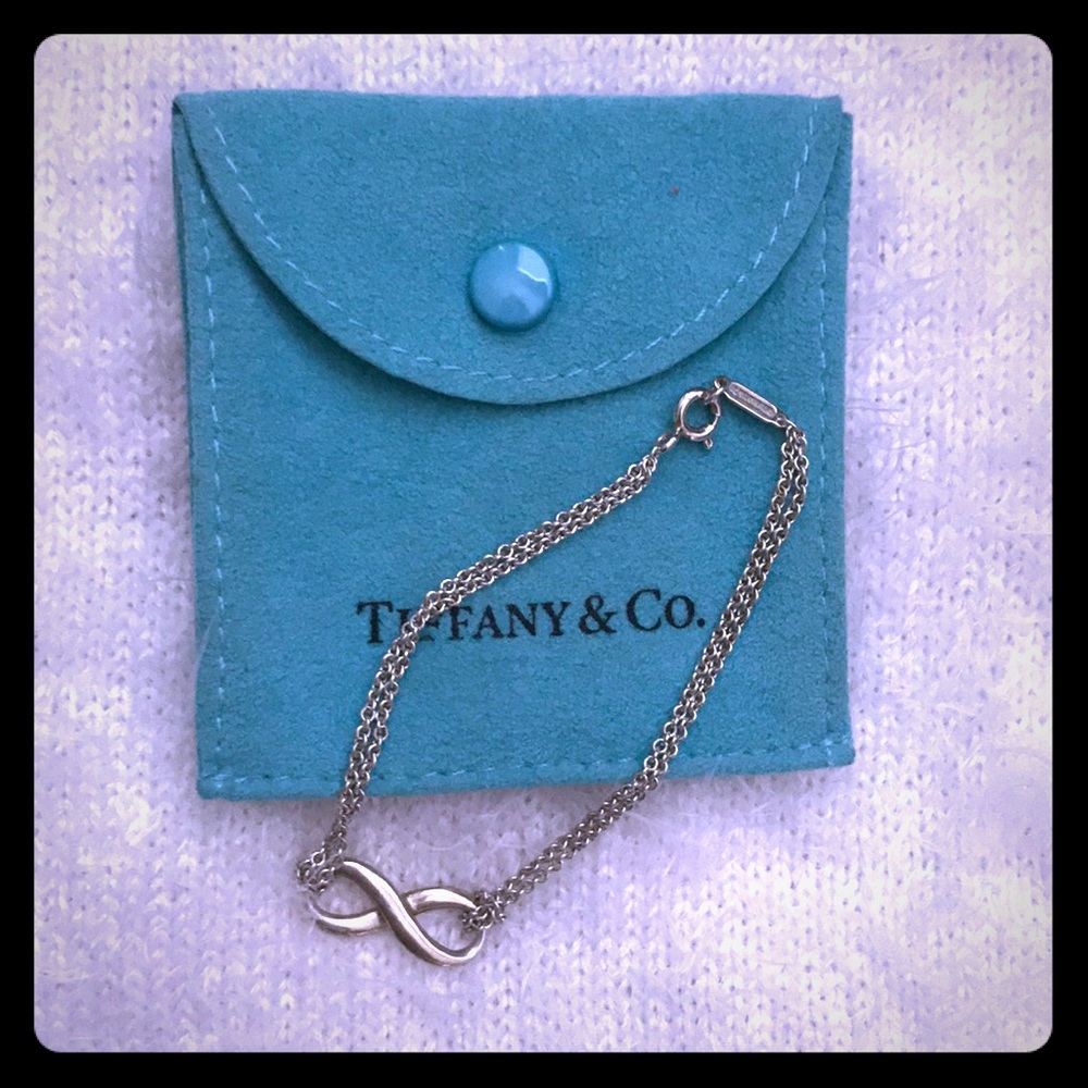 TIFFANY & CO. Infinity bracelet 7”